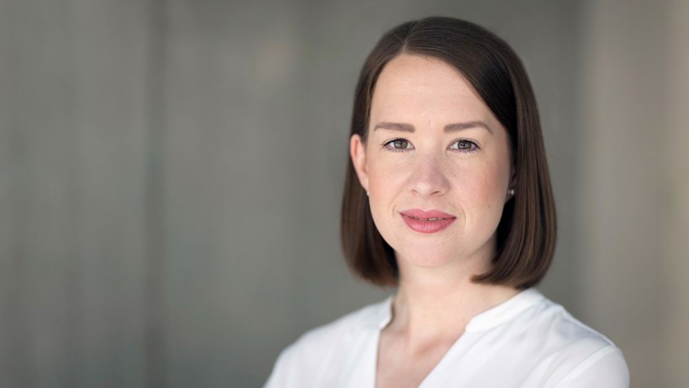 Linda Jonsson, ny politiskt sakkunnig för Moderaterna i civilutskottet