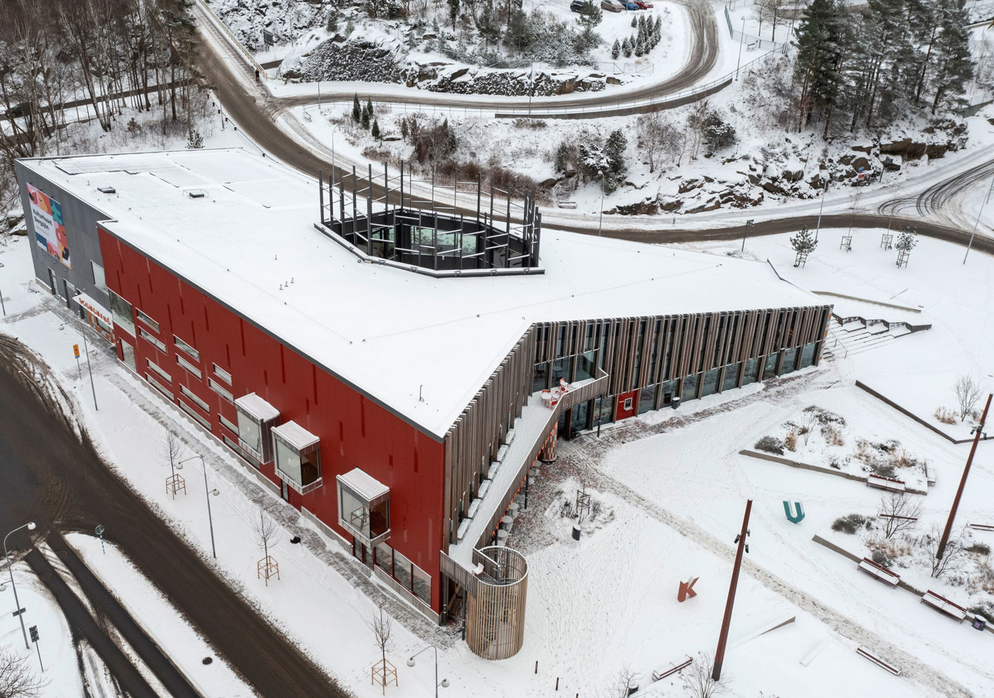 Exteriör bild av kulturhuset i Bergsjön.