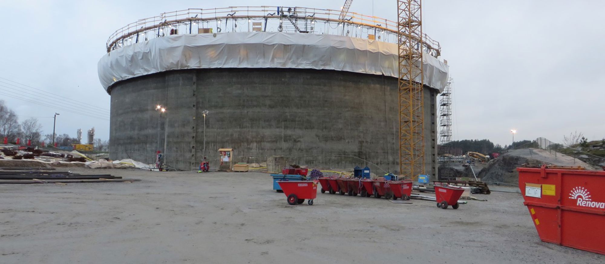 Veidekke gör betongarbeten för ny etantank åt Borealis i Stenungssund